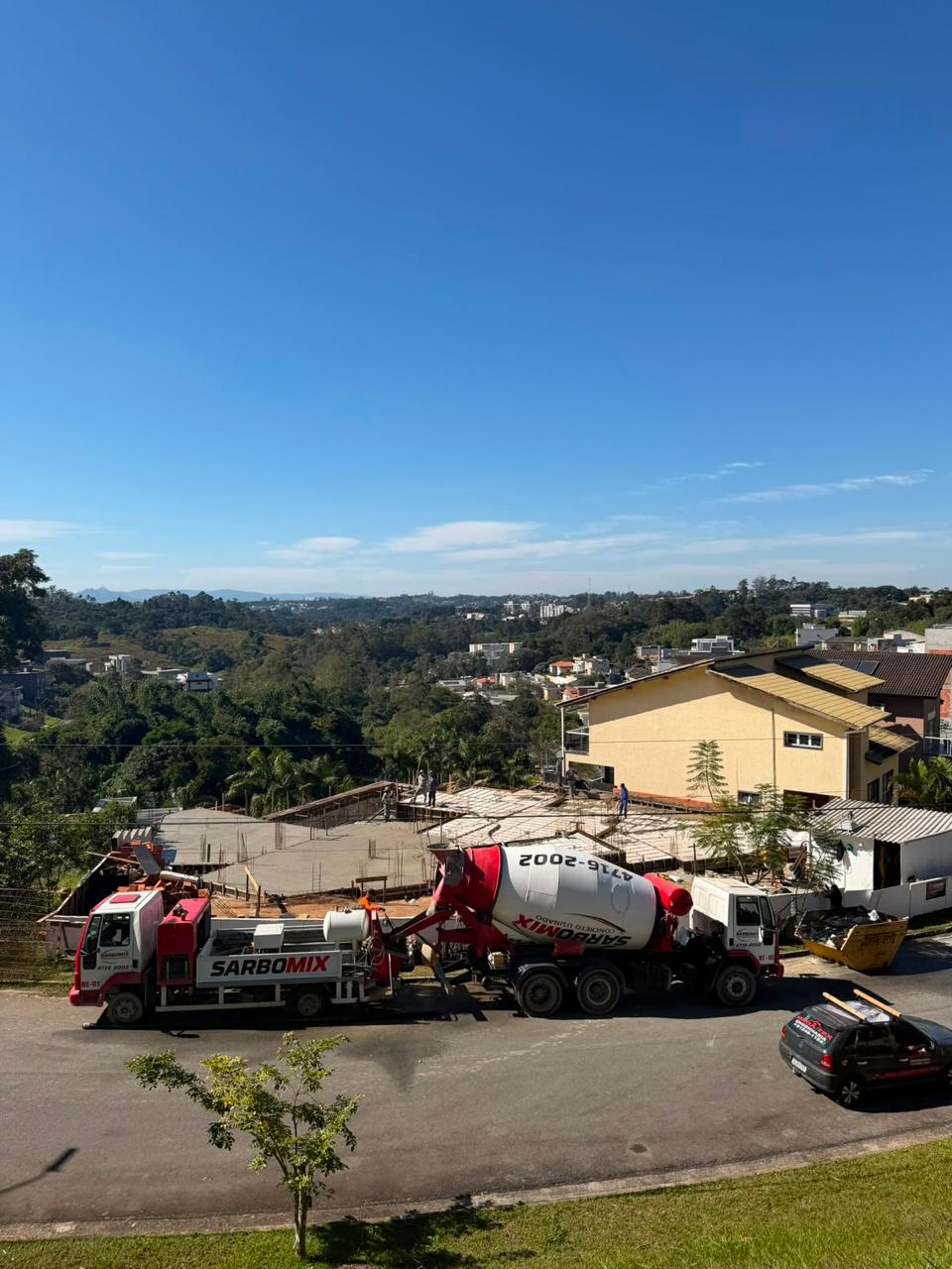 Case · Residência 630m² em declive — registro 15