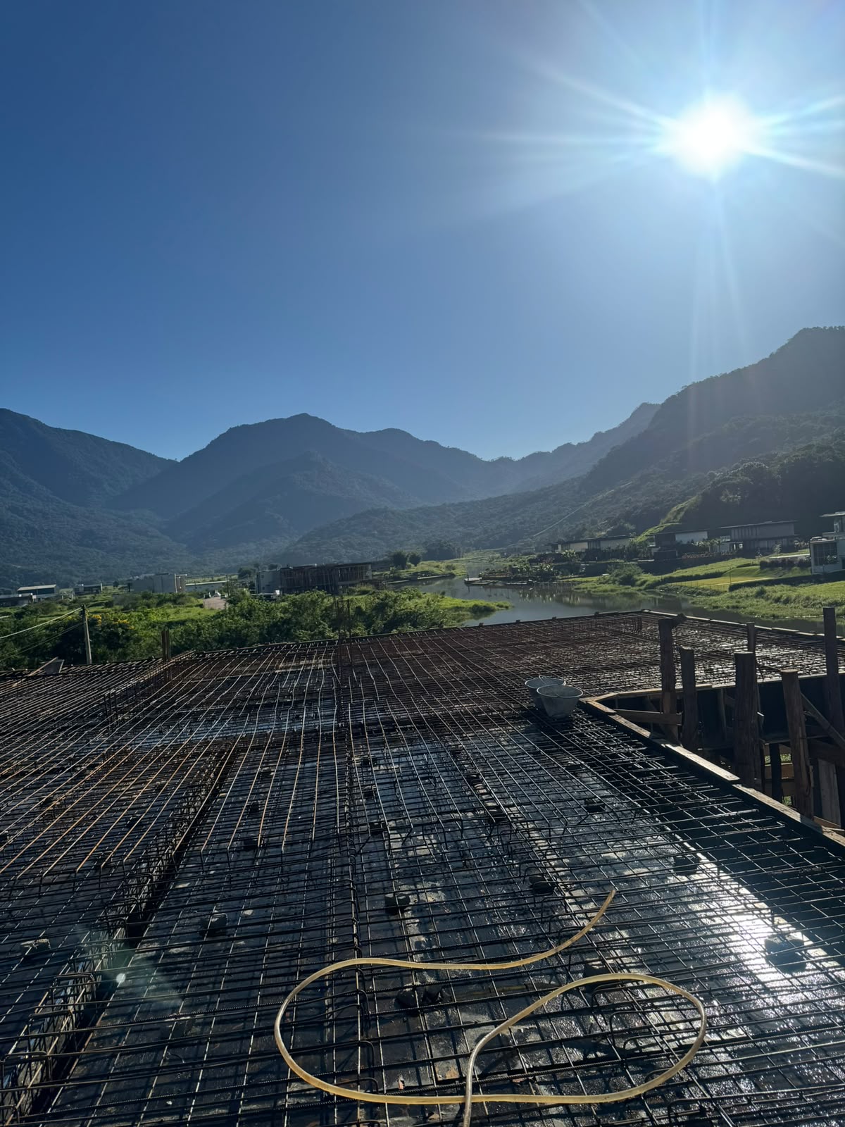 Case · Residência 630m² em declive — registro 7