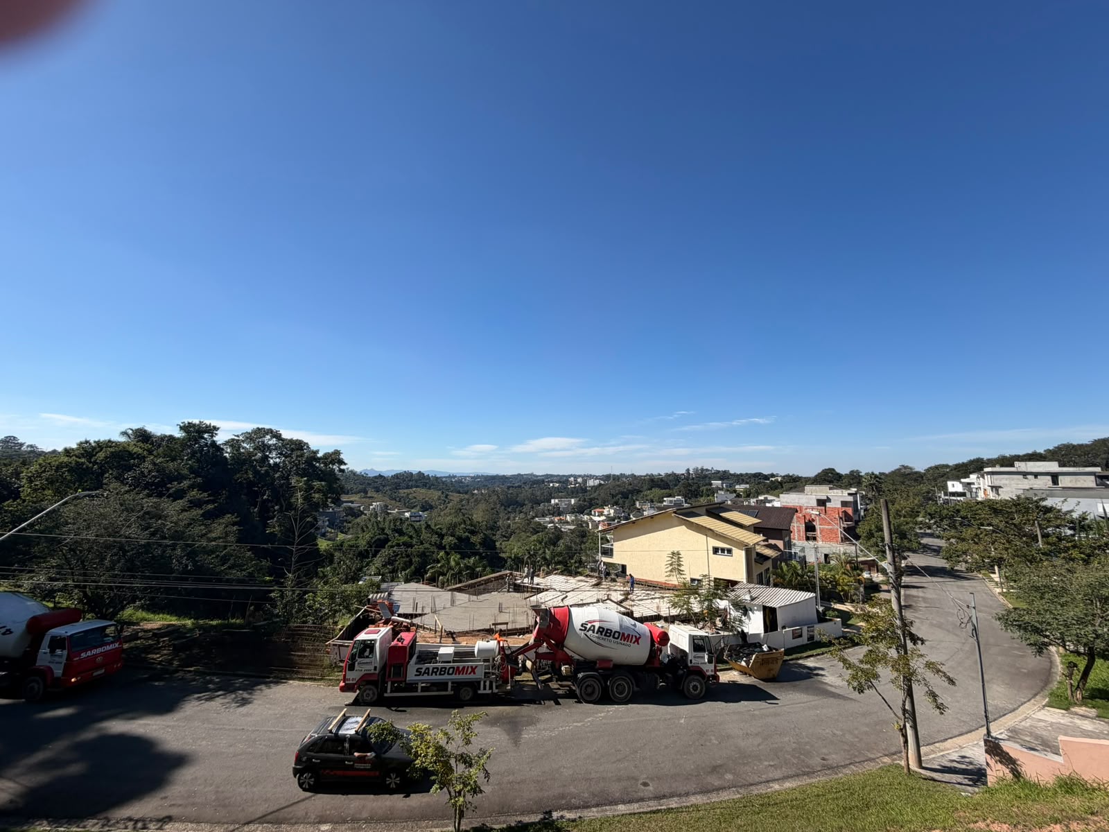 Case · Residência 630m² em declive — registro 6
